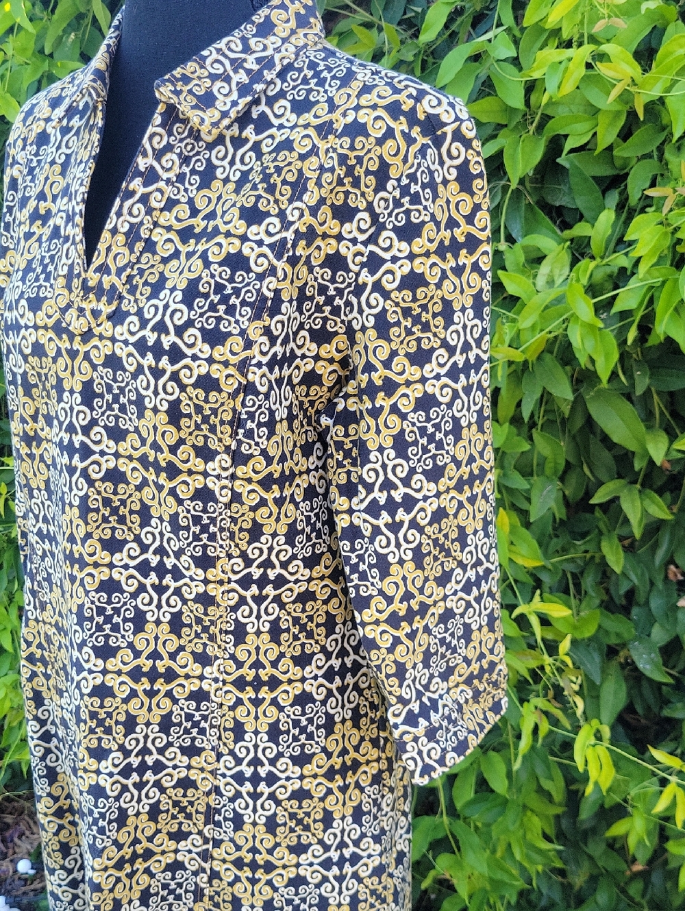 J. McLaughlin Navy and Gold Swirl Midi Catalina Cloth Dress - Picture 4 of 15